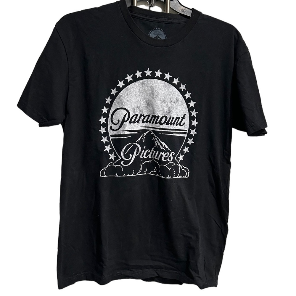 Paramount Pictures t shirt